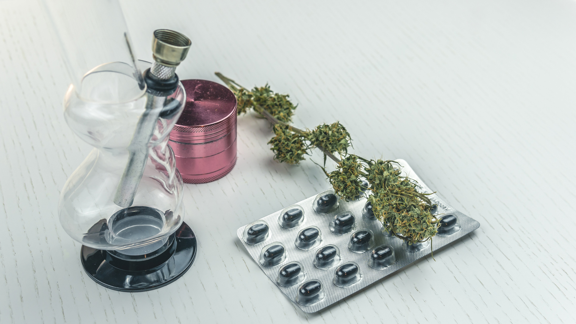 Here, There, Everywhere: An Update on Medical and Recreational Cannabis for the Dental Professional Here, There, Everywhere: An Update on Medical and Recreational Cannabis for the Dental Professional
